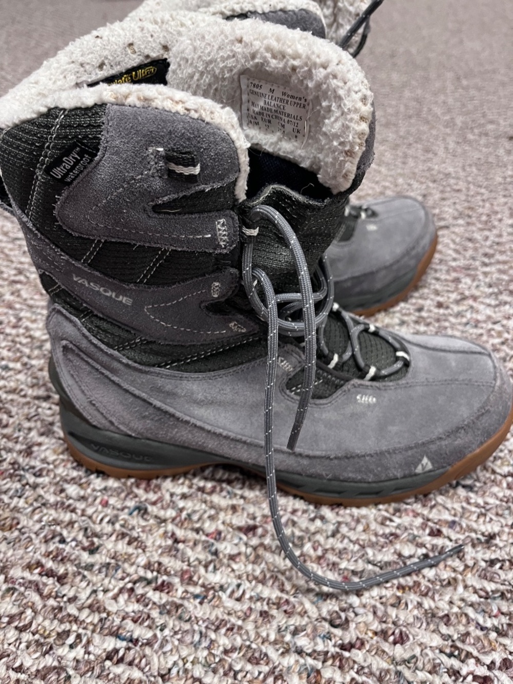Vasque sz 10.5 Pow Pow boot - Picture 5 of 5